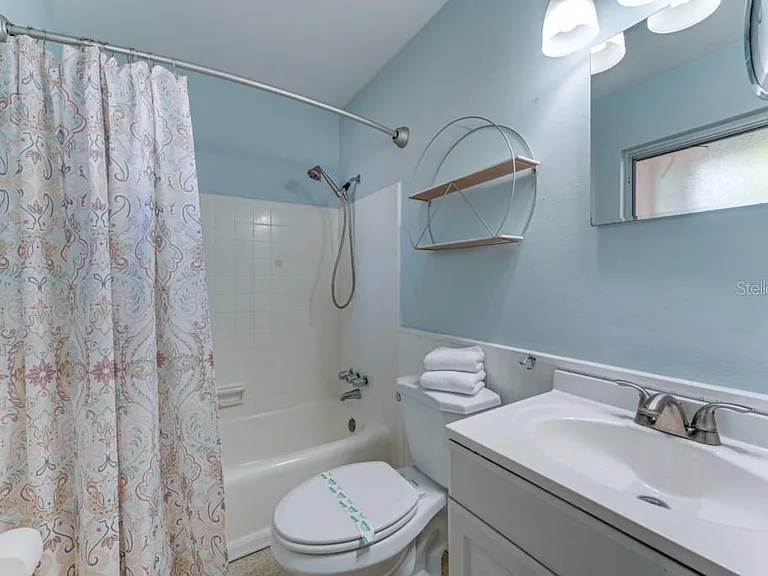 2301 Kalin Ln — Photo 26
