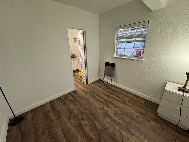 3090 SW 79th Ave #1 — Photo 3