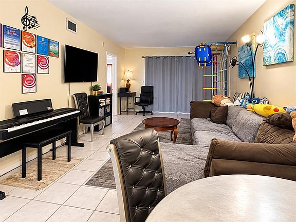 3rd image of 1433 S BELCHER ROAD #B2