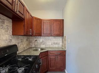 90 Columbia Ave #B2, Newark, NJ 07106