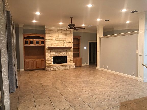 3rd image of 4608 Woodbar Ct