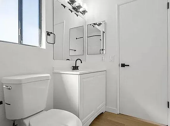 Monterey Apartments — Photo 19