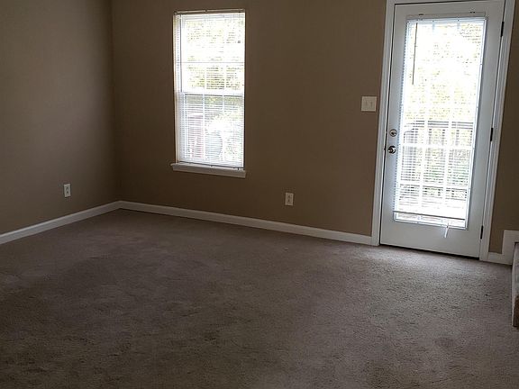 2nd image of 2050 Tynewood Dr