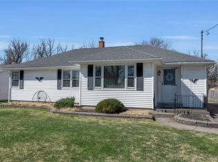 74 Grant St, Lancaster, NY 14086
