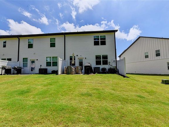 2nd image of 4573 Cypress Park Dr