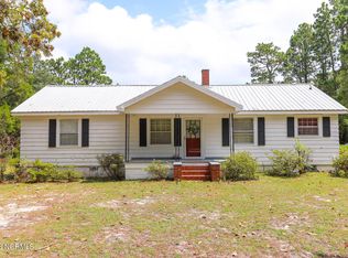 1295 Central Dr, Southern Pines, NC 28387