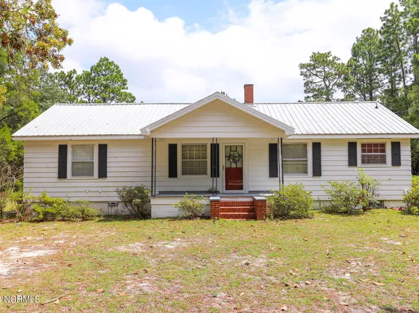 1295 Central Drive, Southern Pines, NC 28387
