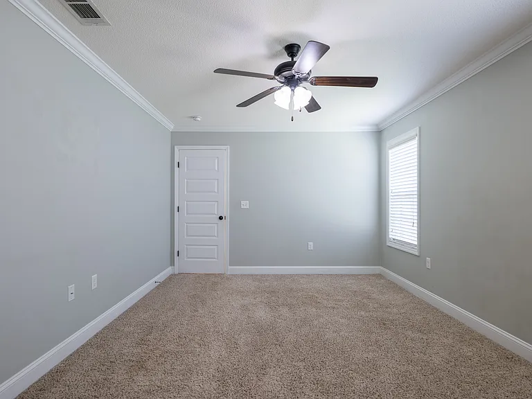 4122 Barrington Dr — Photo 13