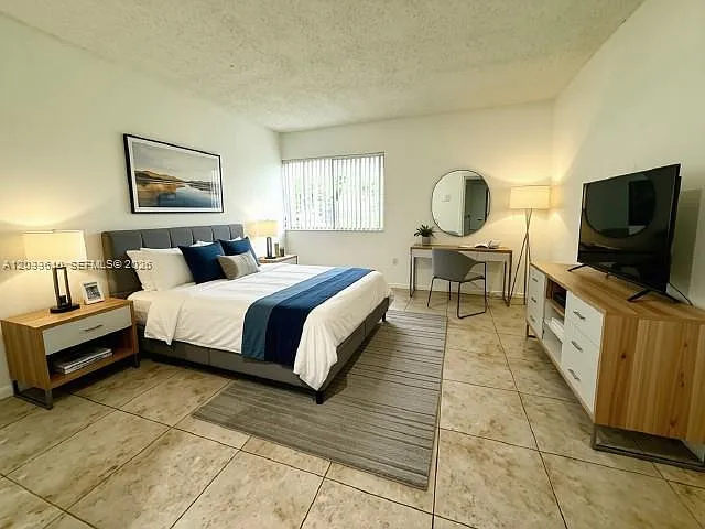 731 N Pine Island Rd #103 — Photo 11