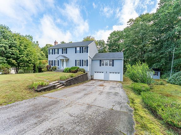3rd image of 3 Scott Ln