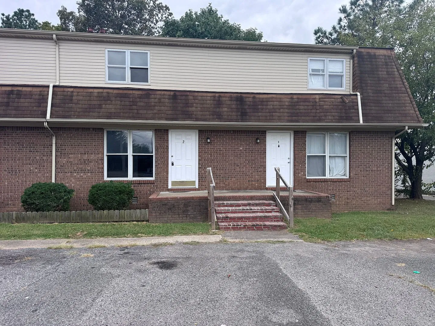Lakeview Drive — Photo 2