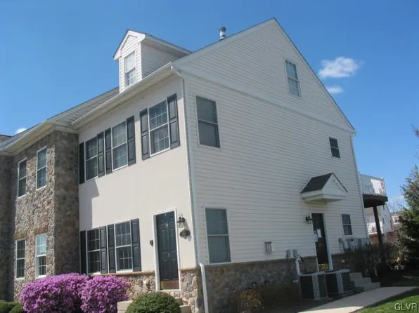1808 Merlot Dr, Easton, PA 18045