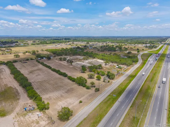17829 INTERSTATE 35 LOT SE, Lytle, TX 78052