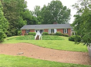 3132 Burkeshore Rd, Winston Salem, NC 27106