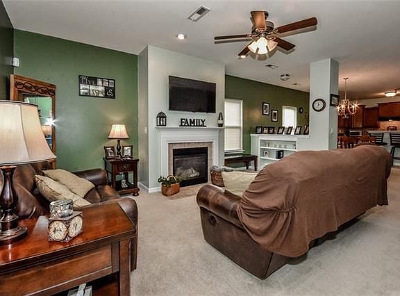 5th image of 201 Altondale Dr
