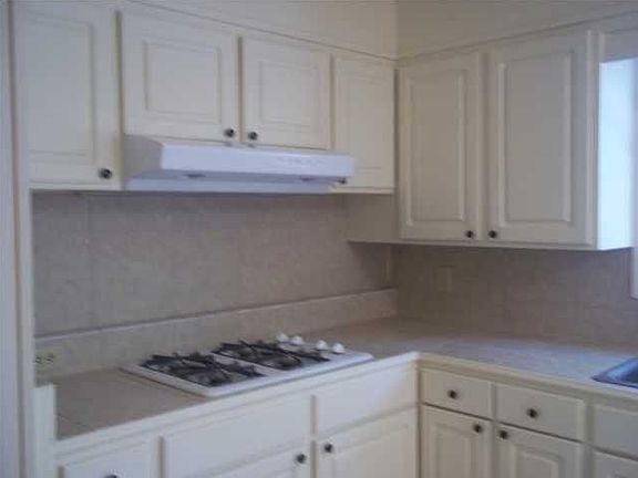 4th image of 1160 Woodville Dr