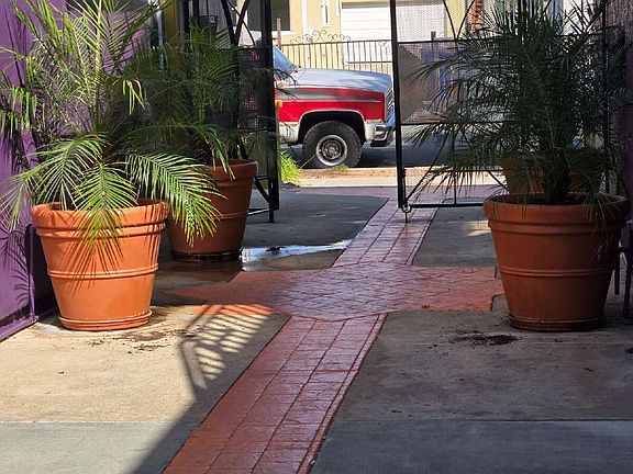 5th image of 4246 Van Dyke Ave APT 2