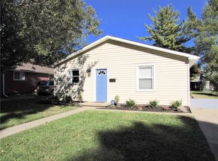 268 E Broadway St, Greenwood, IN 46143