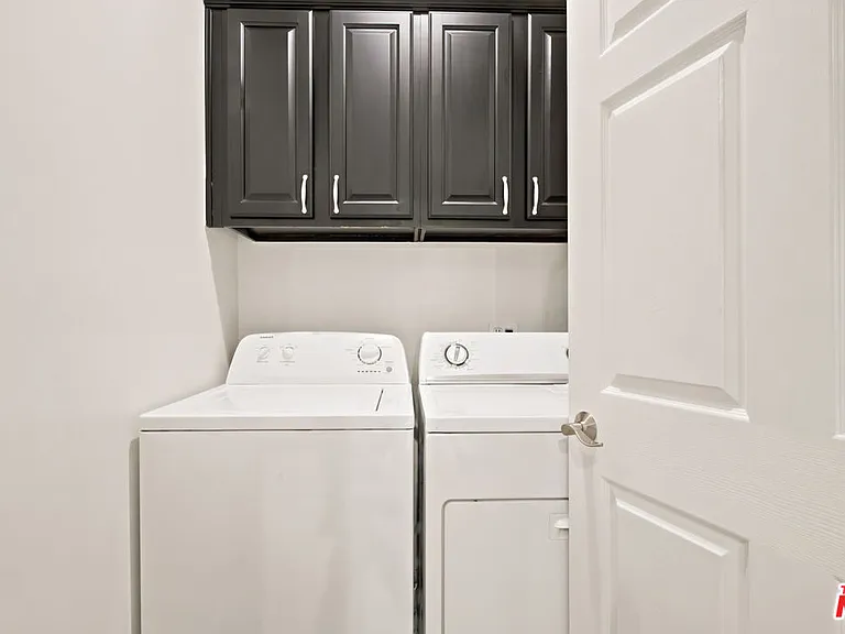 4940 Laurel Canyon Blvd #102 — Photo 15