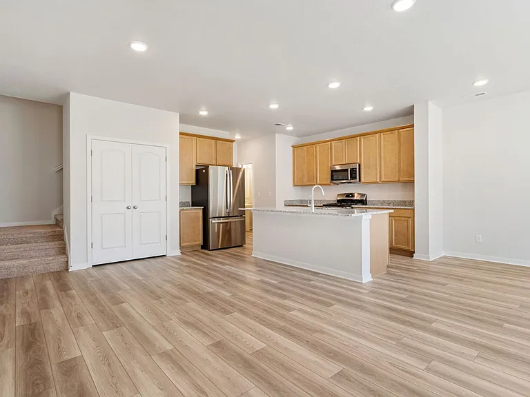 2764 Blue Iris Dr — Photo 3
