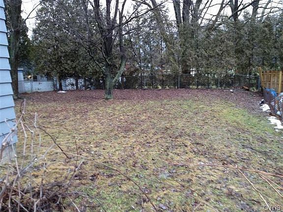 2nd image of 206 Edden Ln