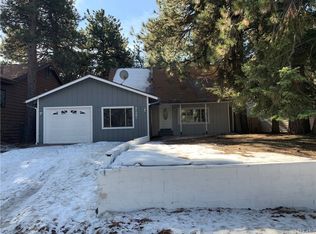 31201 All View Dr, Running Springs, CA 92382