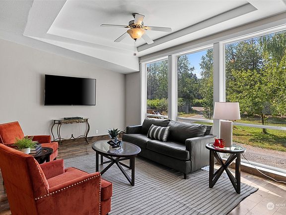 5th image of 15021 2nd Avenue NE