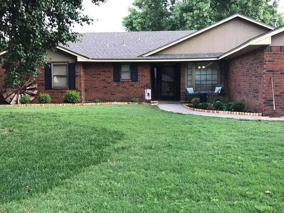3601 Bland Dr — Photo 1
