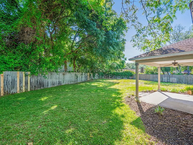 1940 Kadima Cir — Photo 38