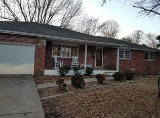 2649 S Catalina Ave, Springfield, MO 65804