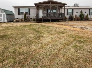 1165 Ballplay Rd, Madisonville, TN 37354