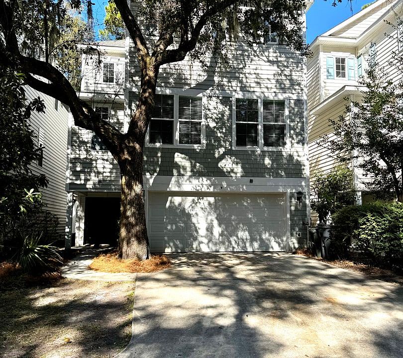 1st image of 9 Abigail Ln