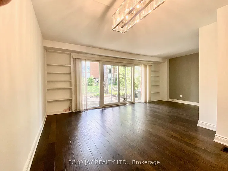 90 George Henry Blvd #17 — Photo 14