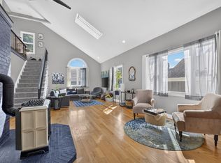 42 Epping St APT 4, Lowell, MA 01852
