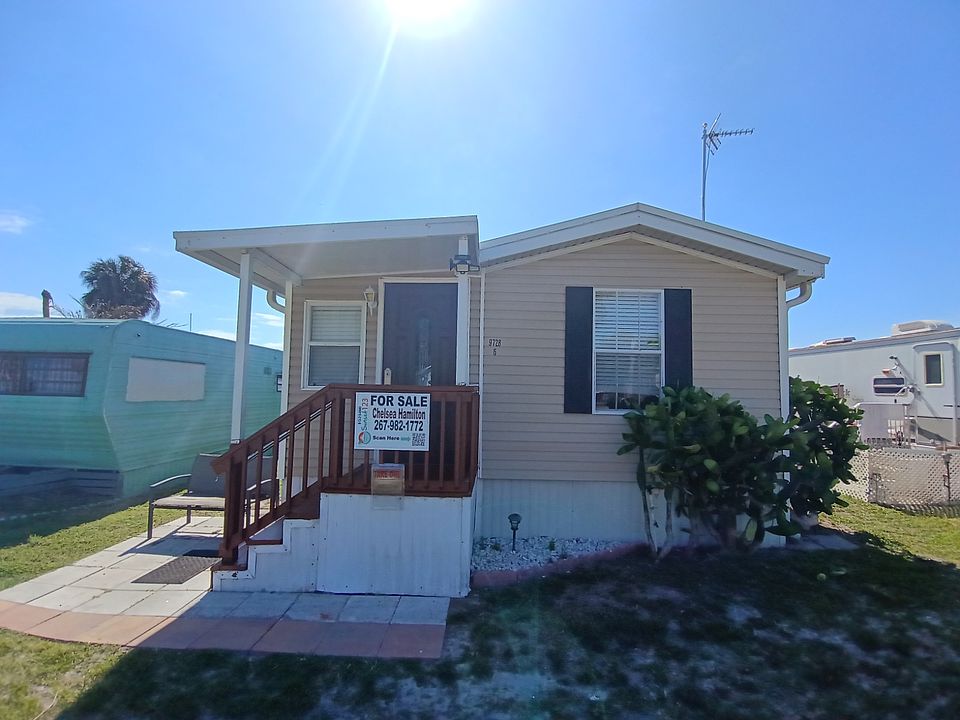 1st image of 9728 SW 36th Ct #6