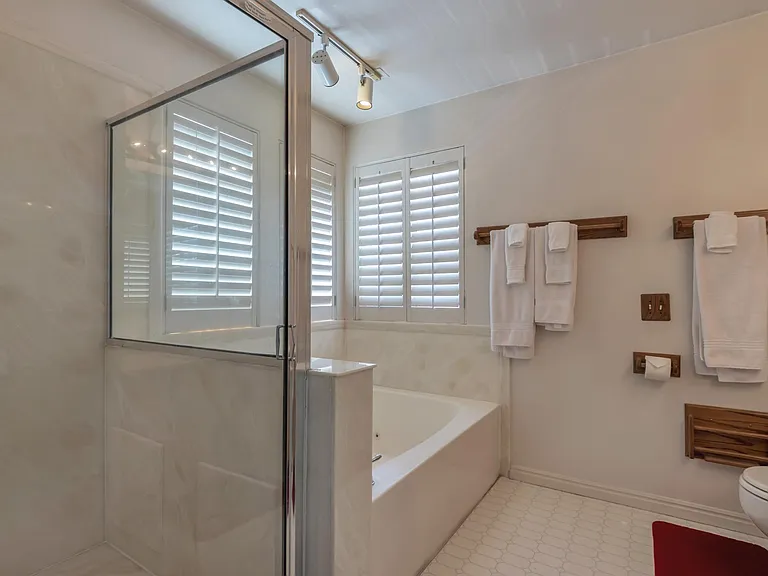 3563 E Wasatch Grove Ln — Photo 9