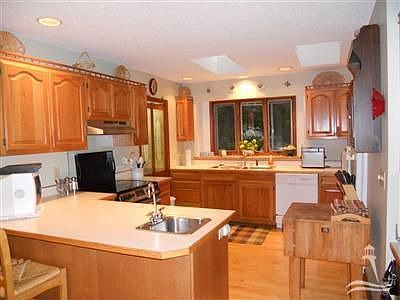 4th image of 628 Lockwood Ct SE