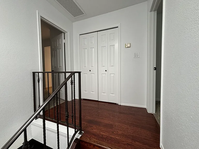 4910 N 74th St — Photo 21