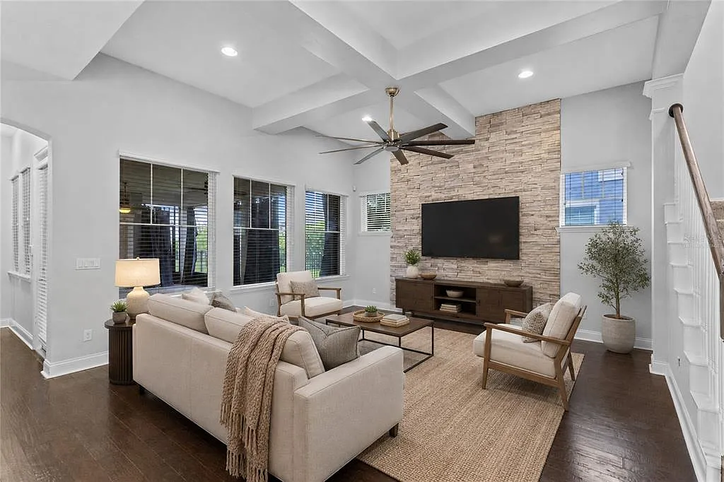 4 bed, 3.5 bath, 2902 sqft, $4,100 — Photo 2