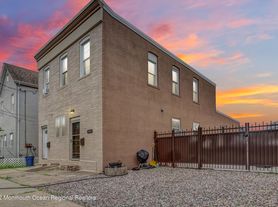 3022 S Wood Ave, Linden, NJ