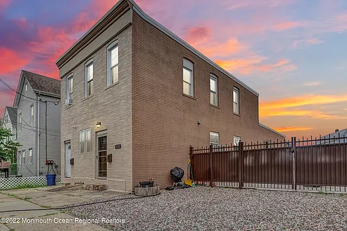 3022 S Wood Ave #1 Photo 1
