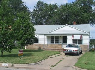 915 N Belmont Ave, Wichita, KS 67208