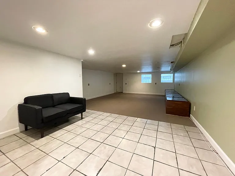 4640 Sansom St #1A — Photo 27