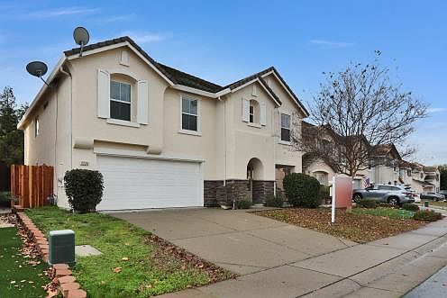 2nd image of 2234 Arnold Dr
