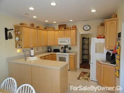 4th image of 200 Westbriar Dr