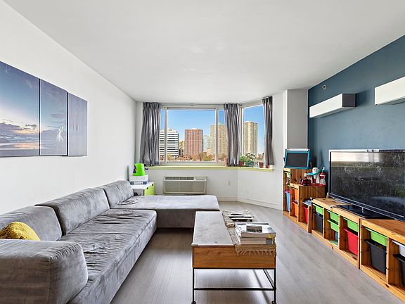 3rd image of 20 2nd St APT 406