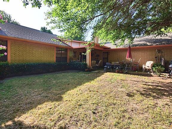 5th image of 2224 N 23rd West Ave