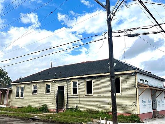2nd image of 2027 N Tonti St