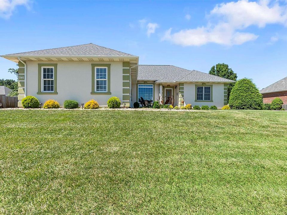 1st image of 2140 Sussex Dr