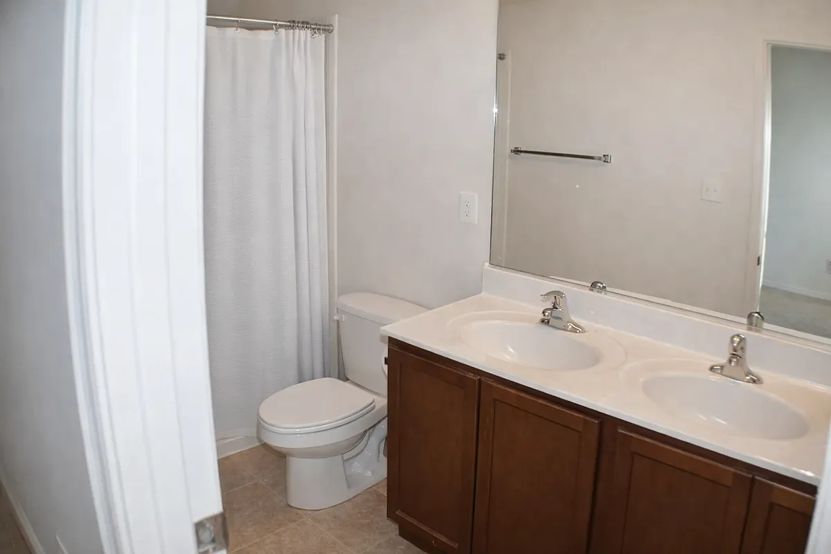 Master Bathroom - 46375 Shining Willow Ln #F